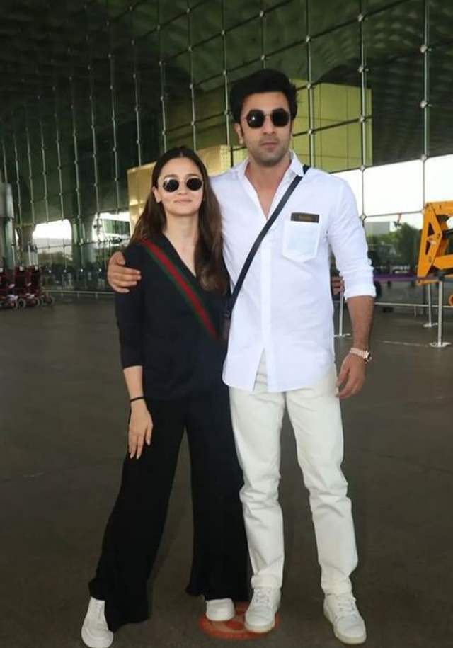 Alia Bhatt And Ranbir Kapoors Stylish Casual Looks