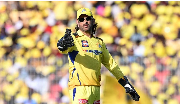 MS Dhoni says he didn’t get ‘discount for age’ as IPL retirement talks in full swing