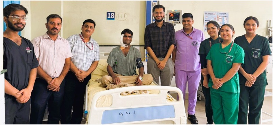 A tumor was removed from the face after a 6-hour operation at AIIMS.