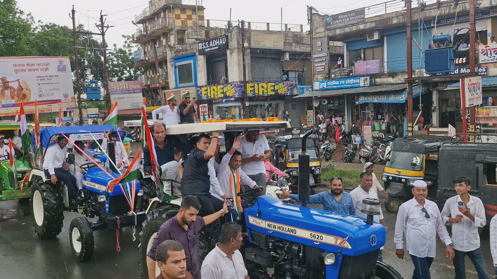 Senior leaders participated in the Kisan Nyay Yatra.