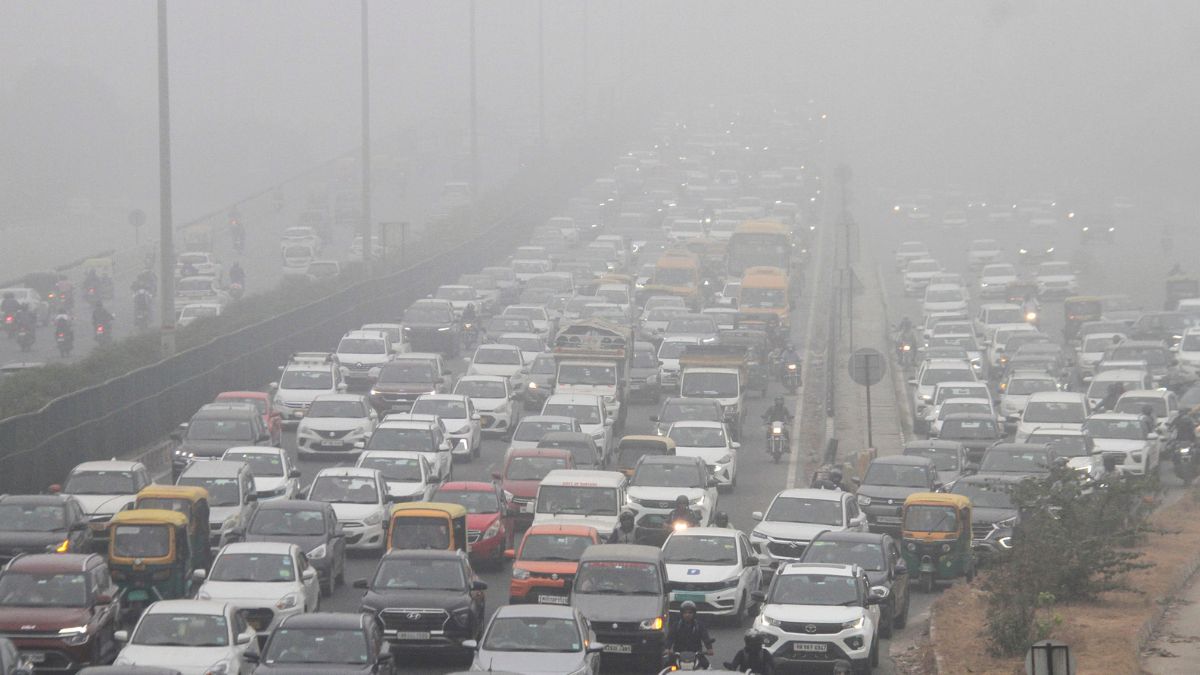 Delhi Schools May Shut as Severe Smog Persists