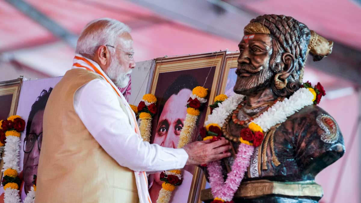 Modi Criticizes Congress’s ‘Divisive’ Politics in Maharashtra