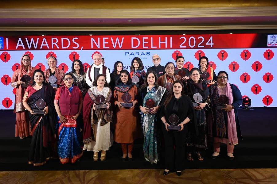 Poonam Sharma Wins Devi Award for Excellence in Education