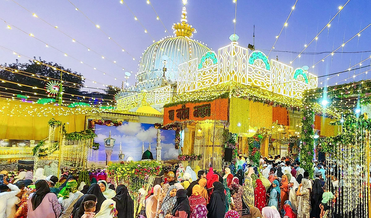 “Ajmer Sharif: Was a Shiva temple located on the dargah land? Unraveling the full controversy.”