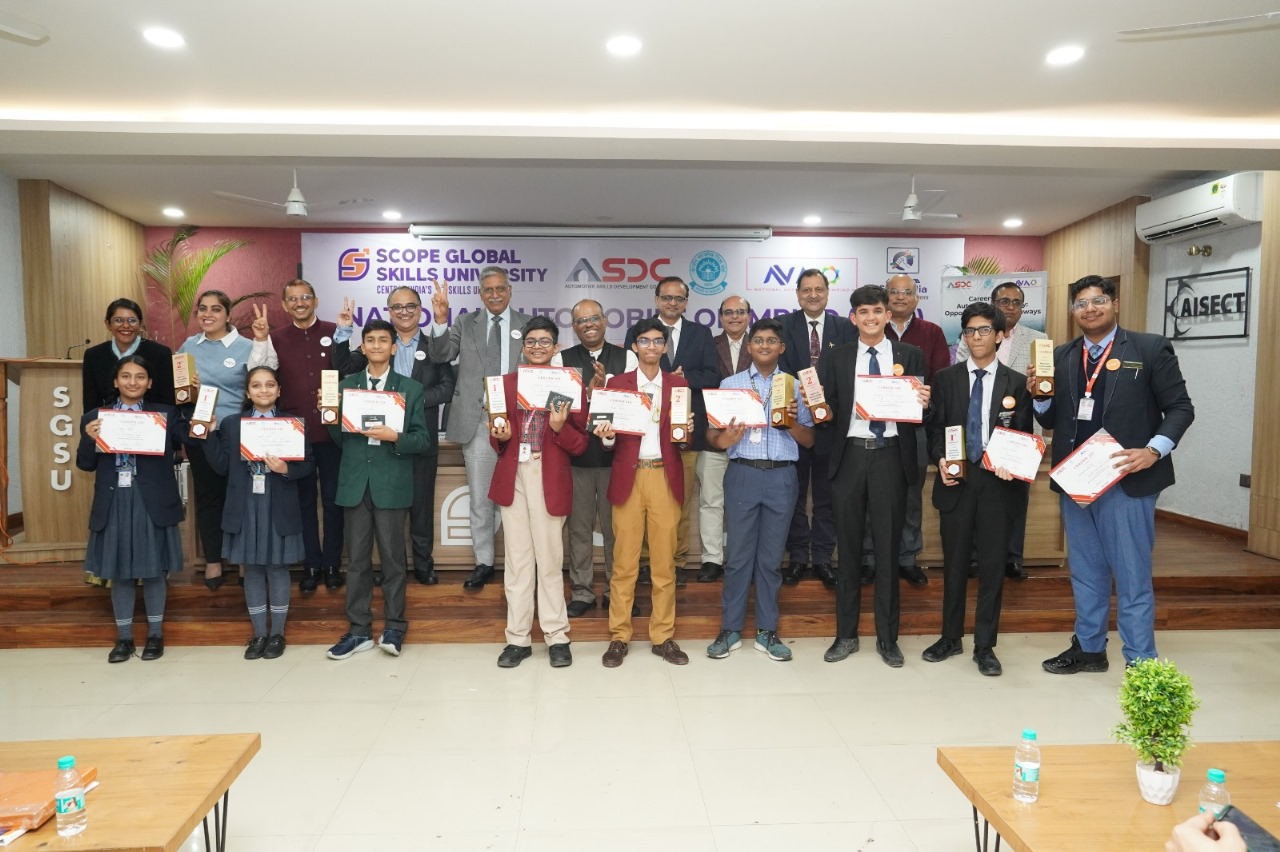 National Automobile Olympiad Concludes: Students Showcase Their Skills