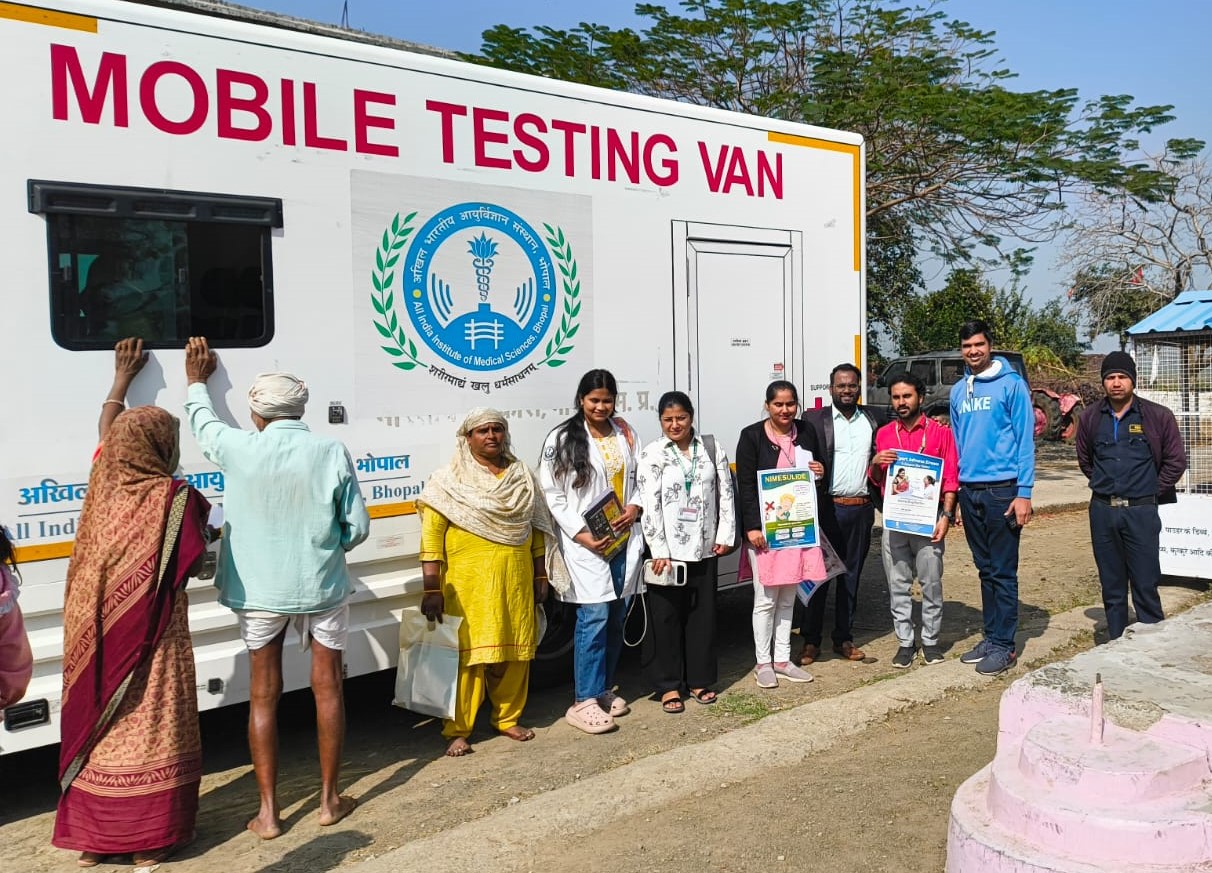 AIIMS Bhopal Organizes Drug Awareness Campaign for Children in Nandora Village