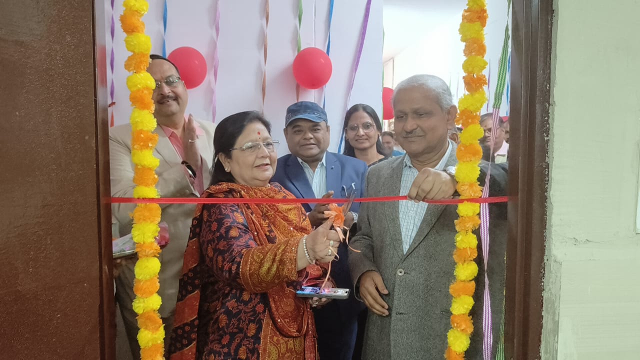 The Chancellor inaugurated the new hostel and mess facilities at the Bhabha University campus.