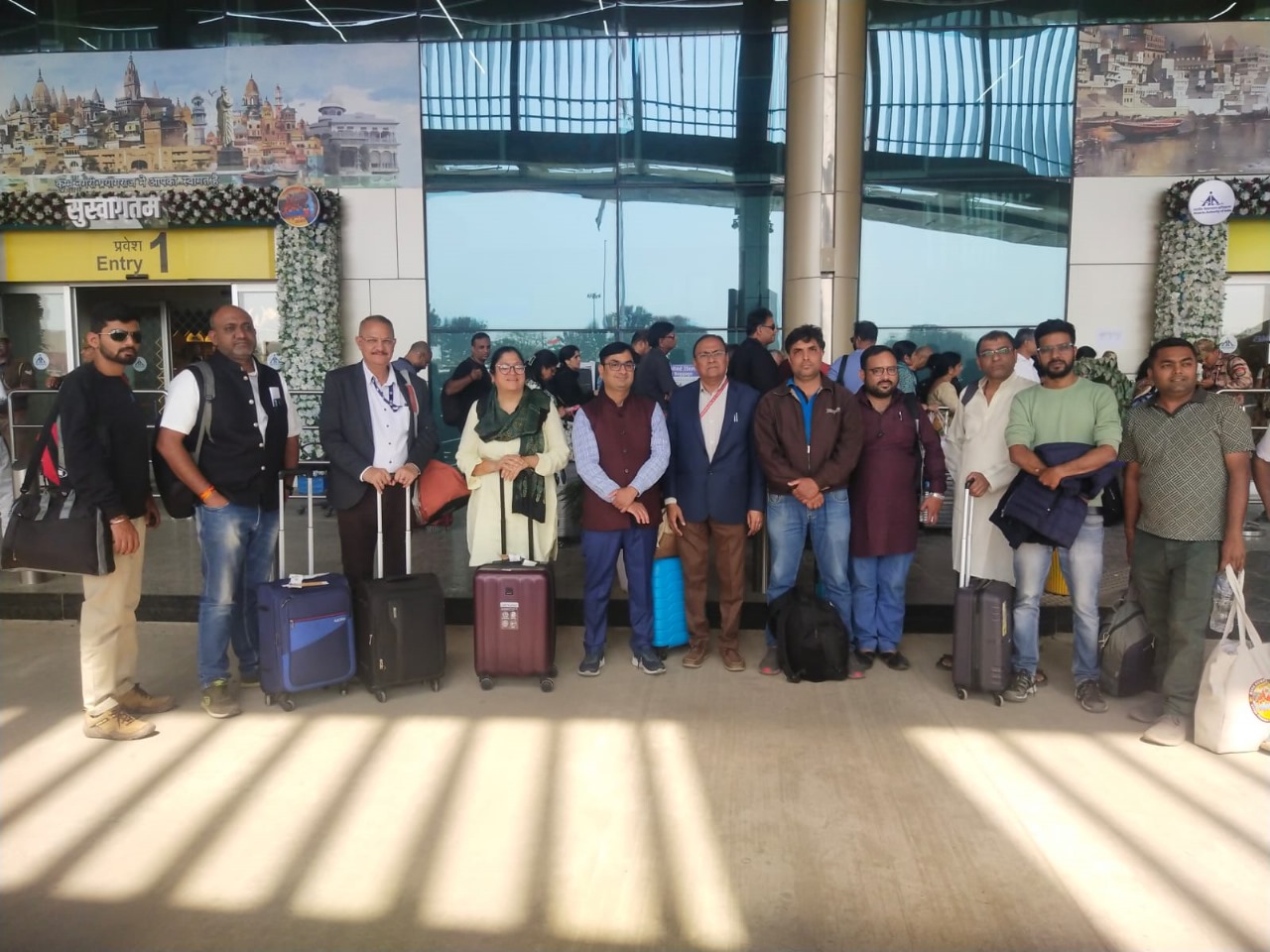 On the Third Day of the Media Tour, Journalists Visit Prayagraj Junction – Organized by PIB Bhopal