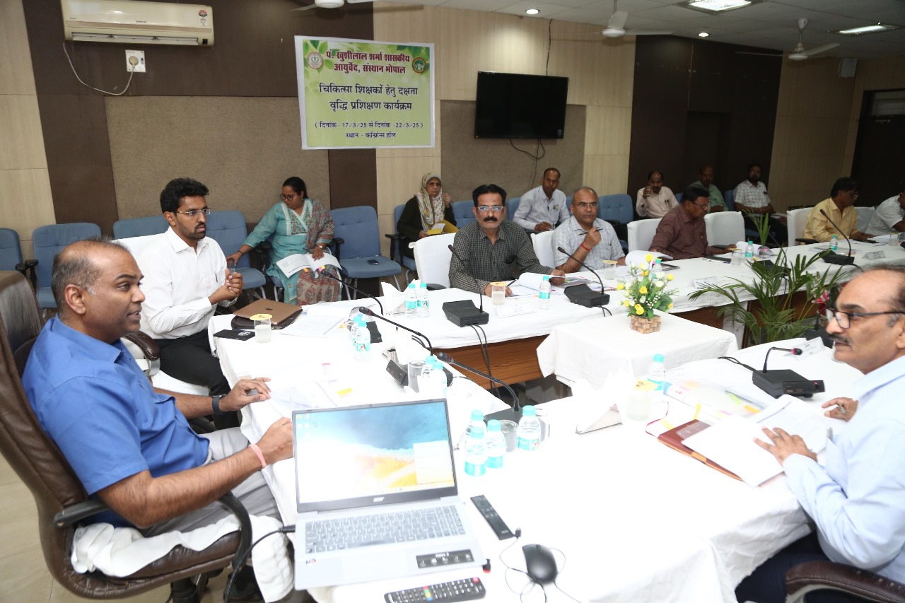 Executive Committee Meeting of Pt. Khushilal Ayurved Institute Concludes