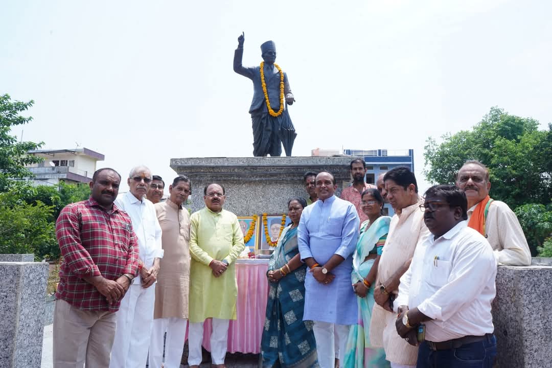 Sabanani Pays Tribute on Veer Savarkar Jayanti