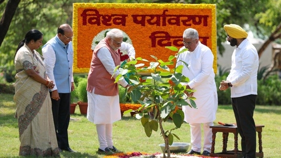 PM Modi Launches Aravalli Reforestation on Environment Day