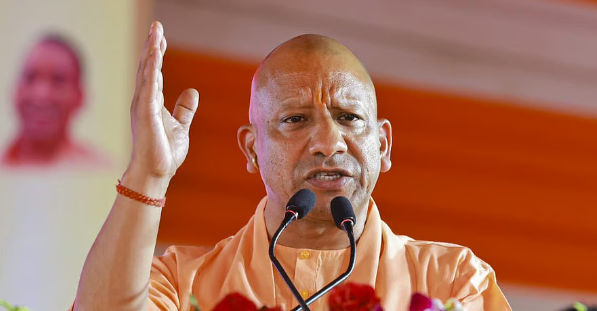 CM Yogi Urges Unity Among Hindus, Sikhs