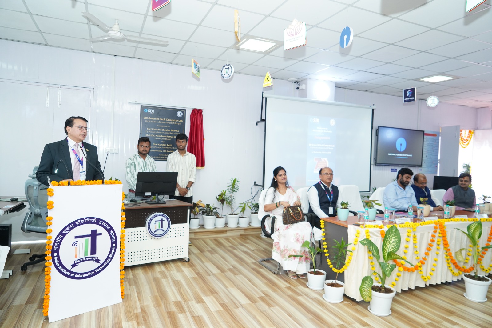 Madhya Pradesh’s first green high-tech computer lab was inaugurated in Bhopal.