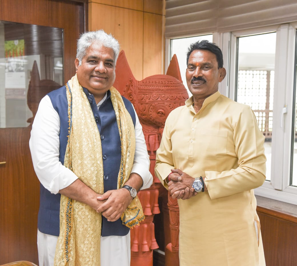 Water Resources Minister Silawat Meets Union Minister Bhupender Yadav
