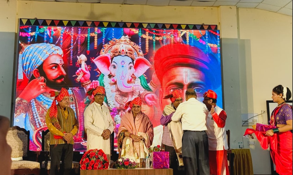For three hours, the cultural festival of Maharashtra echoed at Vikram University, Ujjain.
