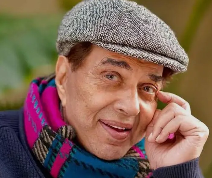 Dharmendra’s Farewell: Bollywood Icon Passes Away