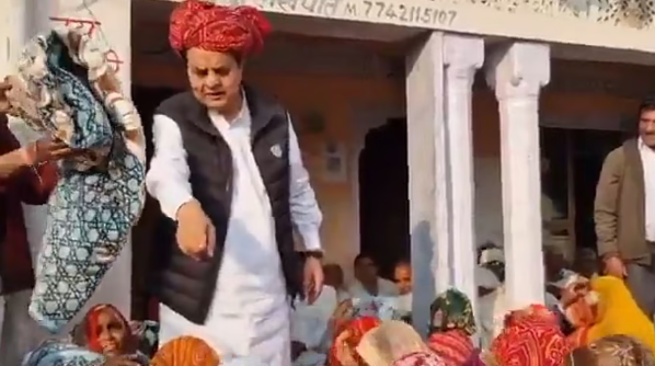 Rajasthan BJP Leader Refuses Blankets Muslim Women