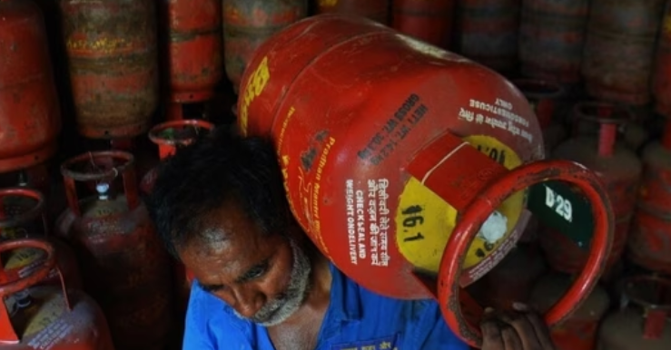 Hindustan Petroleum Ramps Up LPG Production Amid Crisis