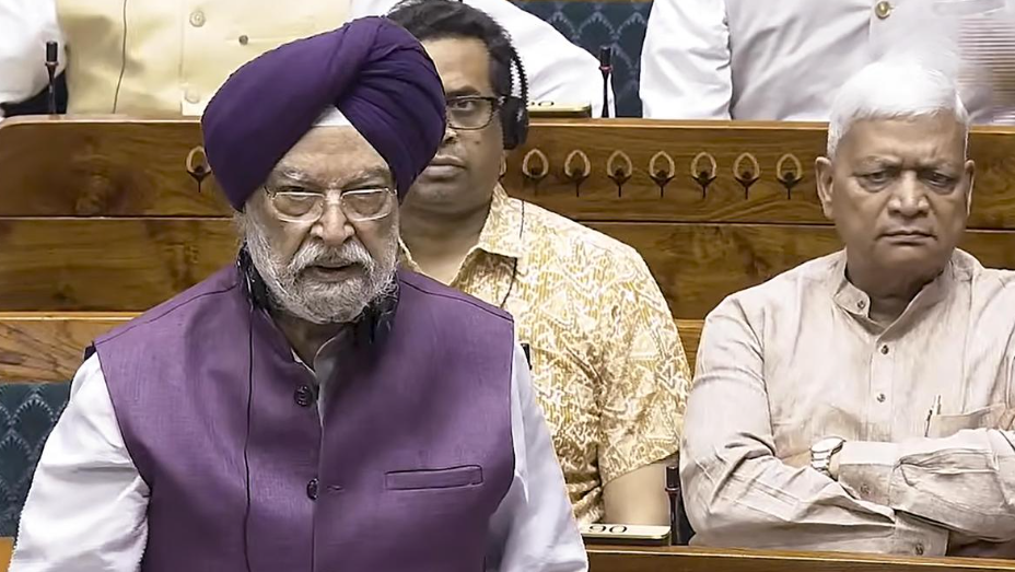 Hardeep Puri Confirms No Fuel Shortage