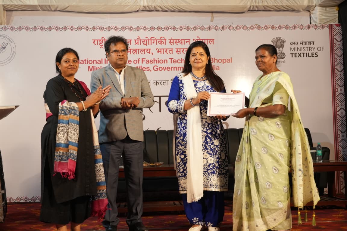 Anuttara Craft Bazaar Festival Concludes for Heritage Honor