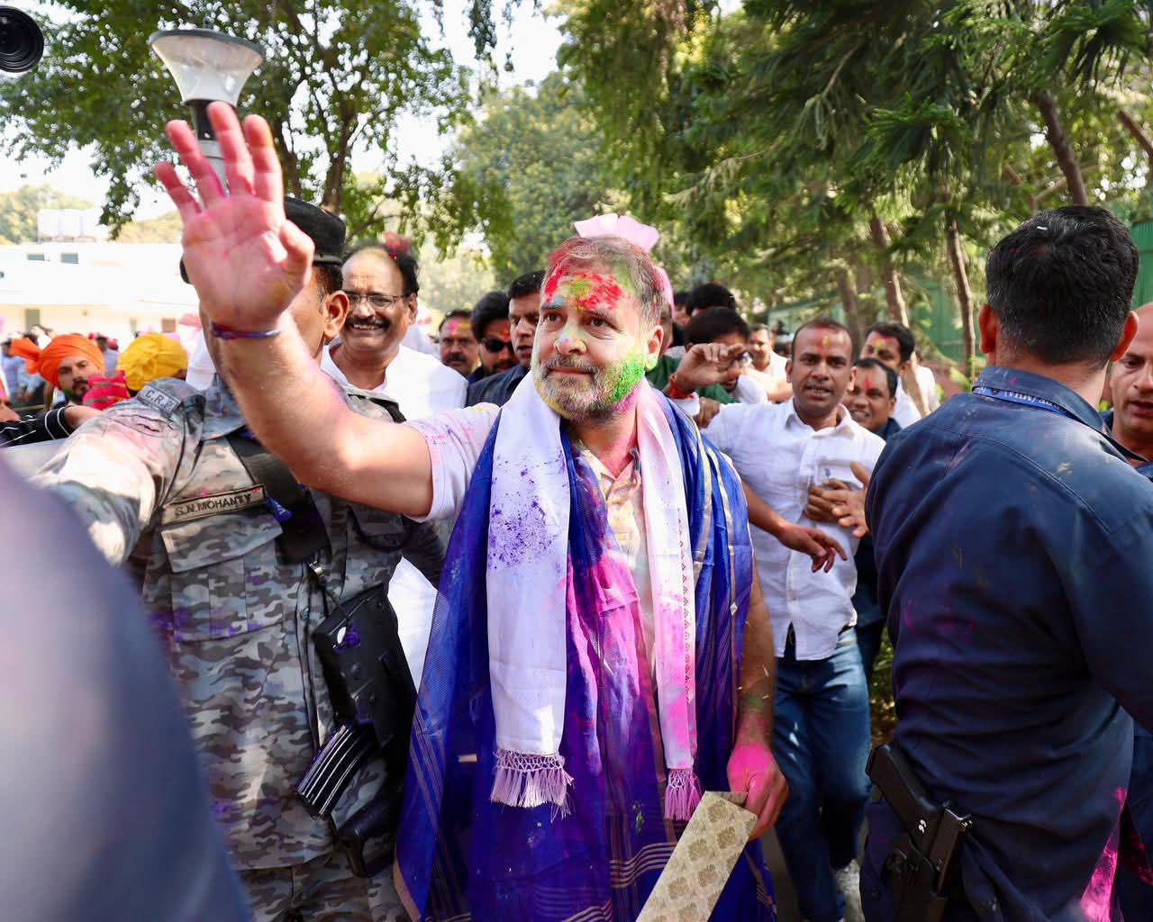 “Rahul Gandhi and Umang Singhar Convey Message of Brotherhood through Holi-Bhagoria Celebrations”