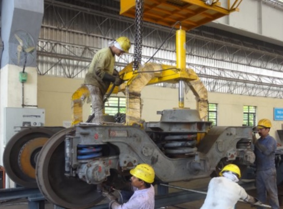 Bhopal SADIPUKA Successfully Maintains 1,148 Coaches in 11 Months