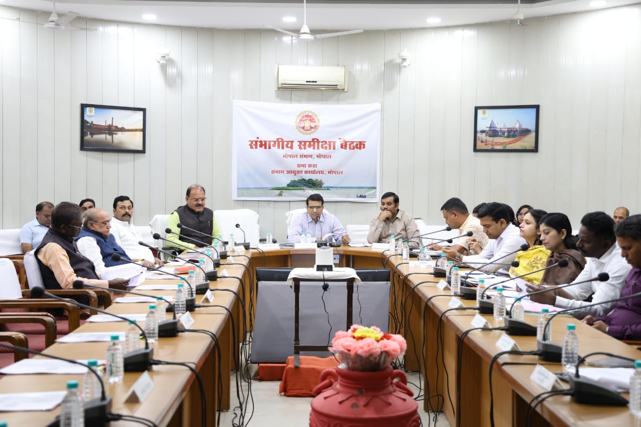 “Divisional Development Works Review Meeting Held”