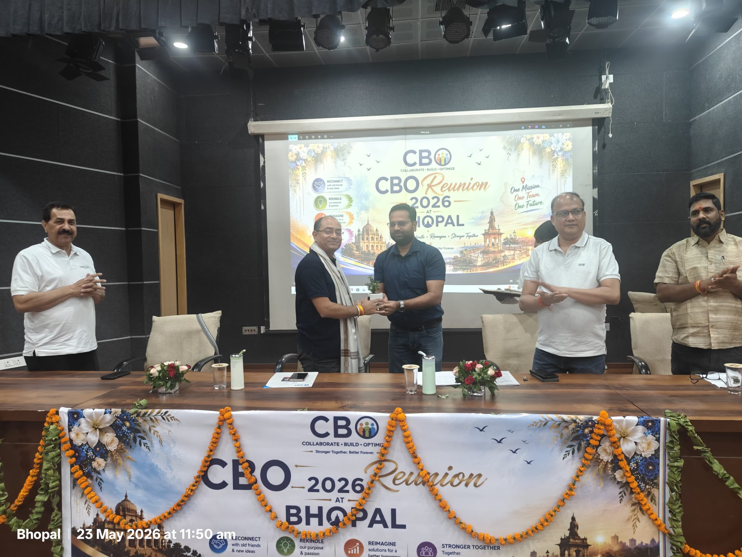 Grand reunion of State Bank CBO officers concludes in Bhopal Grand reunion of State Bank CBO officers concludes in Bhopal
