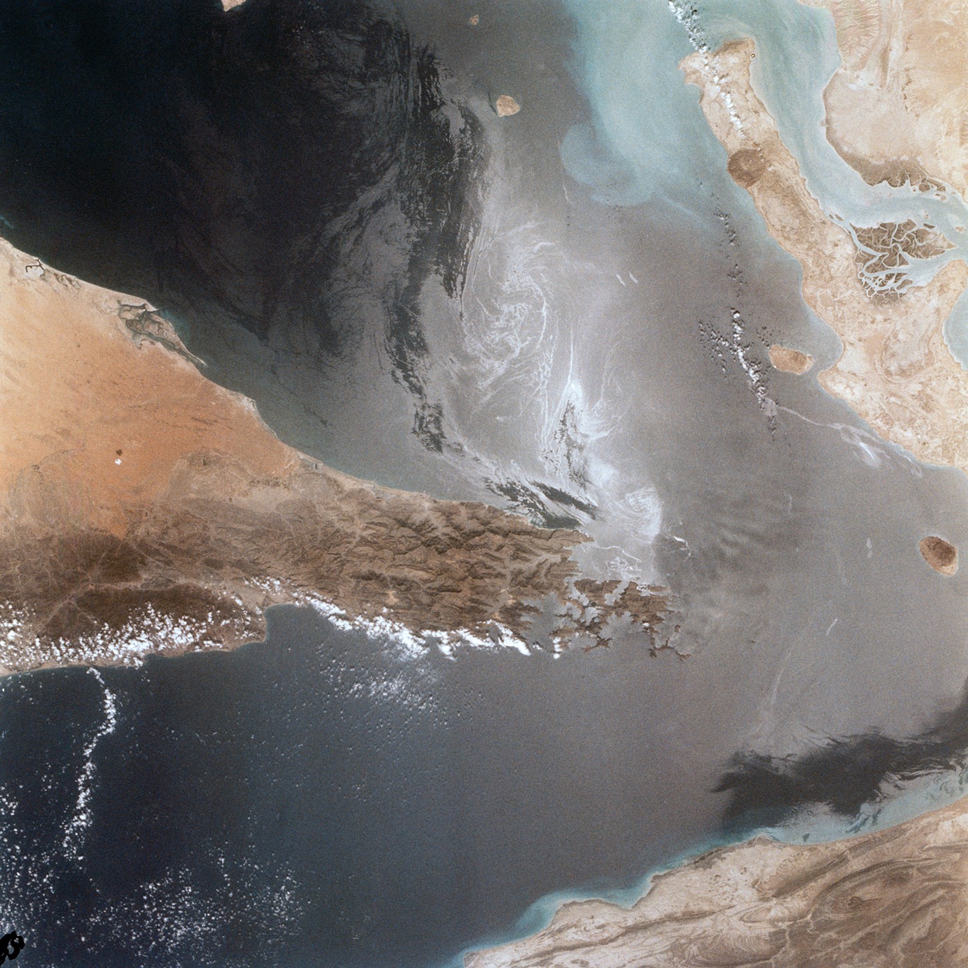 US Iran strikes keep oil and world stocks mixed US Iran strikes keep oil and world stocks mixed