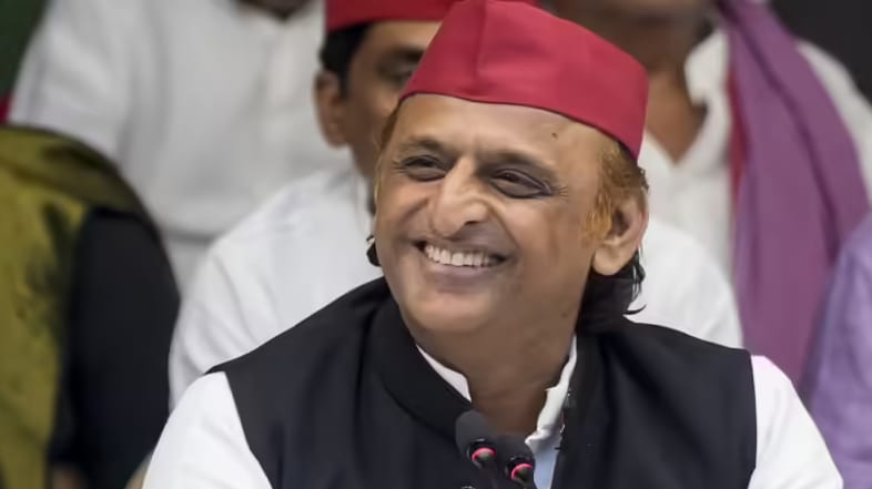 Maurya Sparks Split Buzz in Samajwadi Party