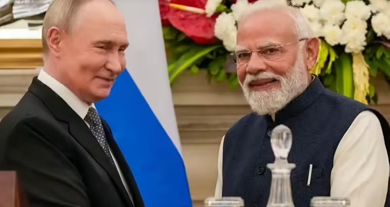 Putin Backs India, Warns Against Sanctions Threats
