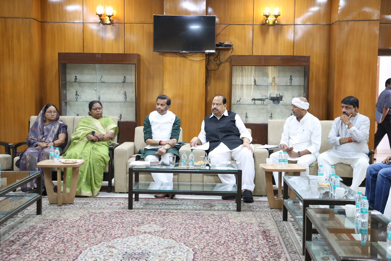 Bhopal Representatives Offer Key Suggestions on Development and I…