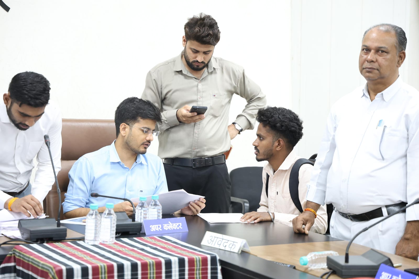 Officials Hear Applicants’ Grievances at Bhopal District Public Hearing Session