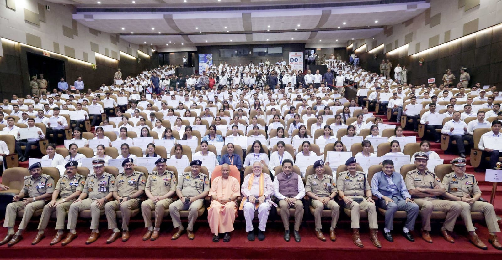 UP Police Recruits Get Appointment Letters Today UP Police Recruits Get Appointment Letters Today