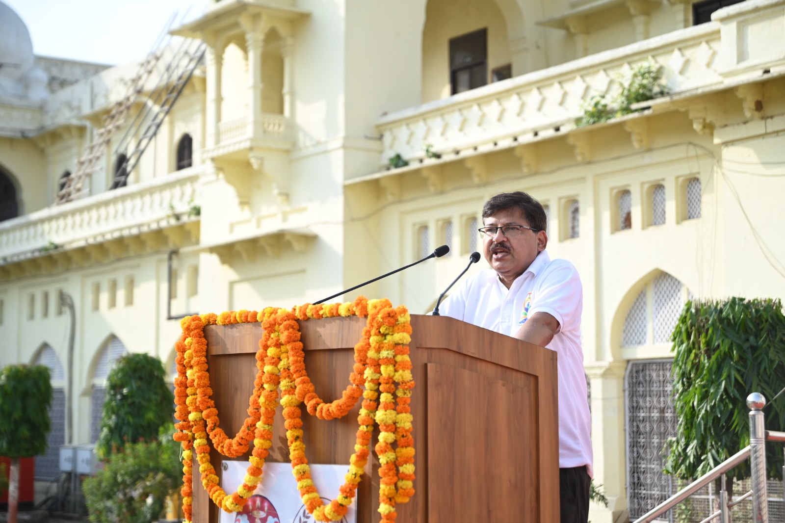 500 Students Practice Yoga at Lucknow University on Yoga Day