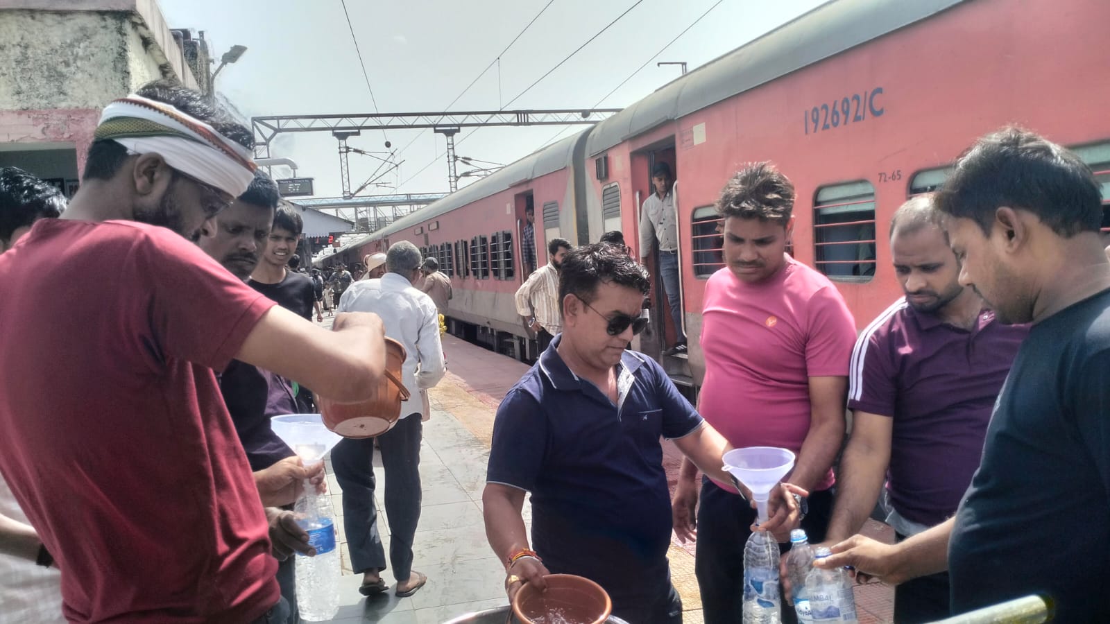 Free chilled drinking water at 14 Bhopal Division stations Free chilled drinking water at 14 Bhopal Division stations