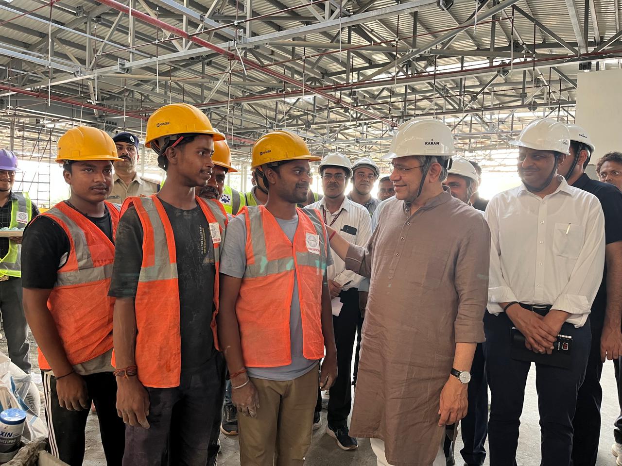 Rail Minister Inspects Gurgaon Station, Reviews Rs 300 Crore Redevelopment Work