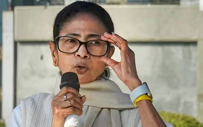 Mamata Addresses TMC Exodus Amid Koel Mallick’s Exit