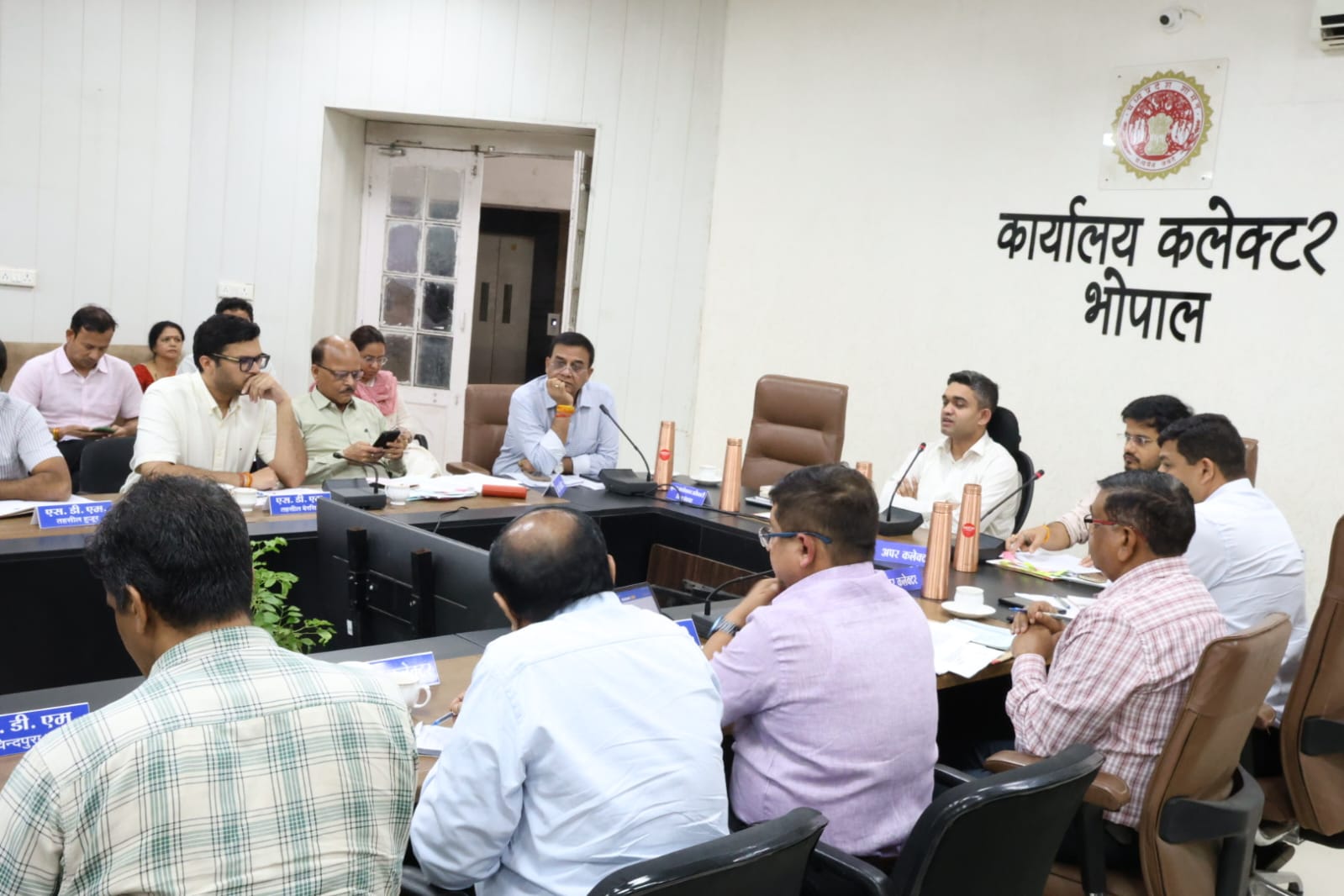 Collector Mishra reviews time-limit letters, orders fair price shop inspections