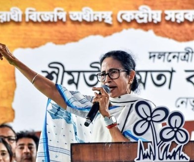 FIR names Mamata Banerjee over alleged High Court order violation FIR names Mamata Banerjee over alleged High Court order violation