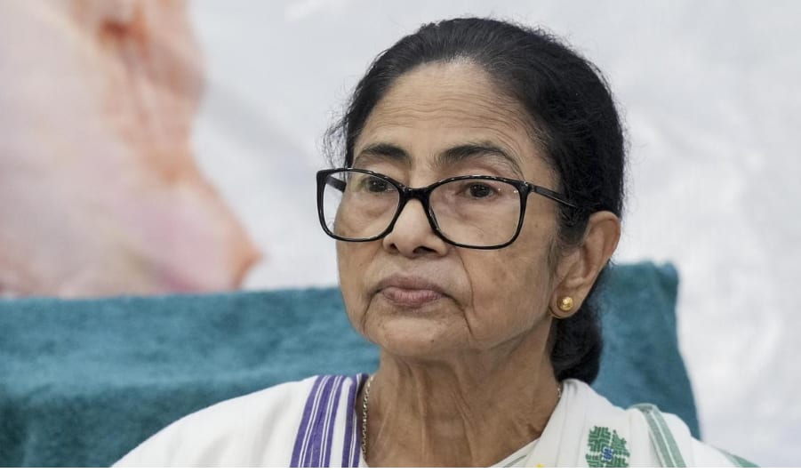 Mamata Moves Supreme Court Over TMC Symbol Freeze Mamata Moves Supreme Court Over TMC Symbol Freeze