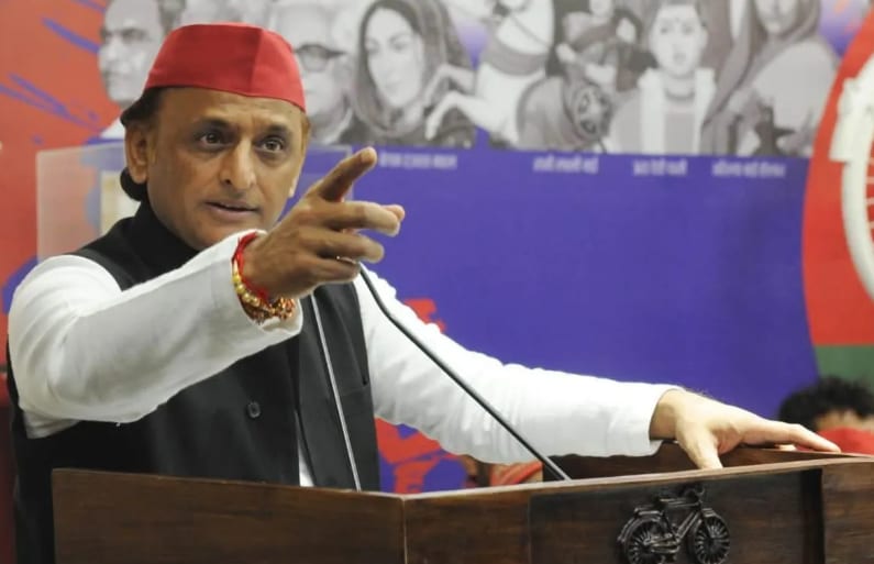 Akhilesh Yadav Reiterates Opposition to EVMs, Backs Ballot Papers Akhilesh Yadav Reiterates Opposition to EVMs, Backs Ballot Papers