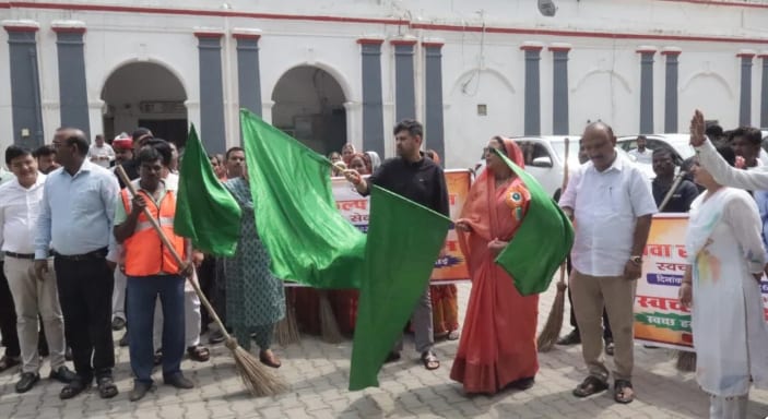 Hardoi Holds Cleanliness Awareness Rally Under Seva Sankalp Hardoi Holds Cleanliness Awareness Rally Under Seva Sankalp