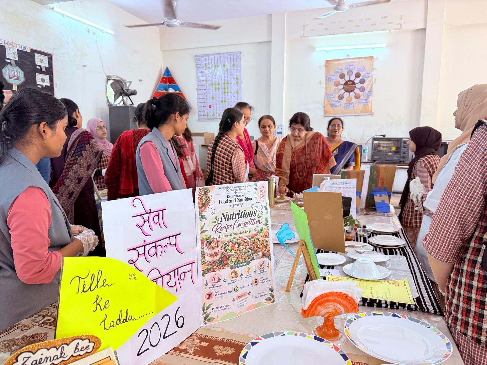 Nutritious dish competition held at Sarojini Naidu College in Bhopal