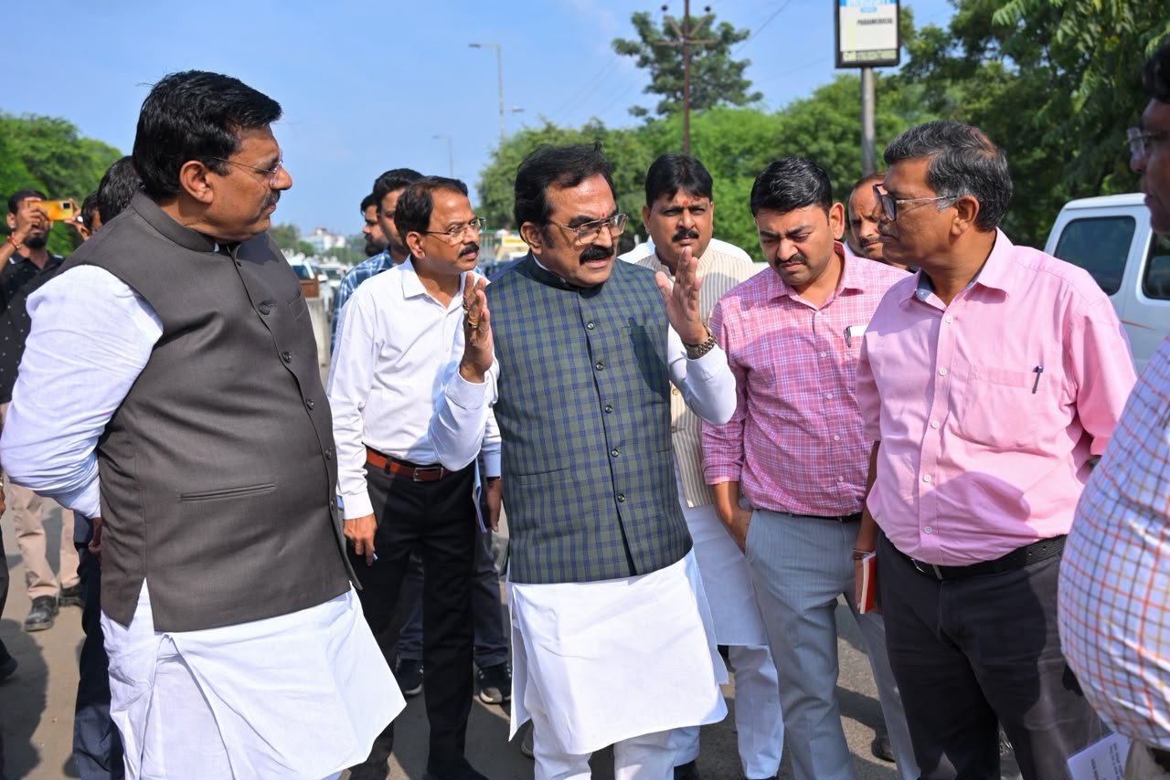 Bairagarh elevated bridge must be completed by March 2027: Minister
