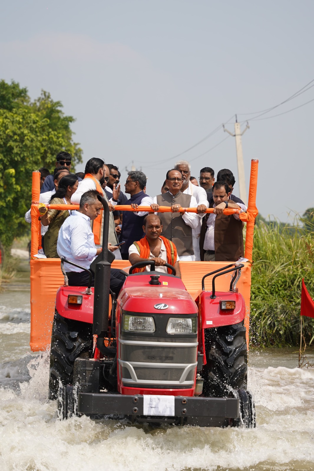 Shivraj reviews Bihar floods and crop damage, assures full support