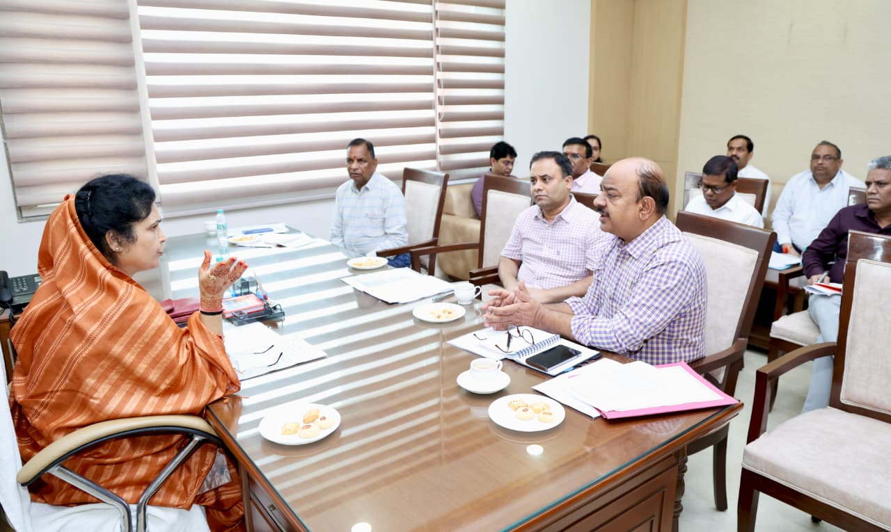 Mess services in hostels to begin from September 8: Gaur