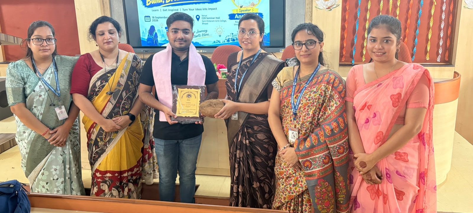 Campus-to-Career Session Held at Sant Hirdaram Girls College in Bhopal Campus-to-Career Session Held at Sant Hirdaram Girls College in Bhopal