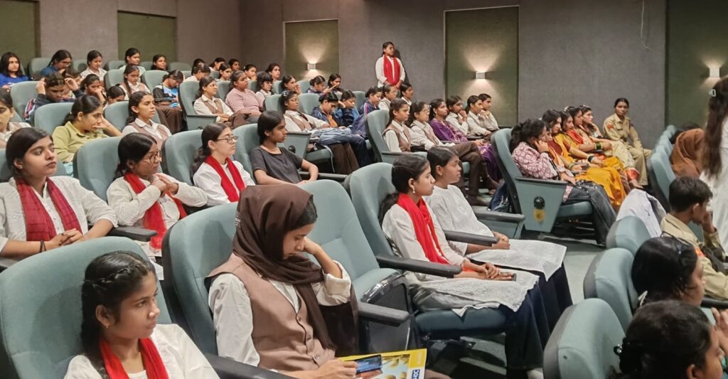 NSS Day and First Orientation Programme Celebrated With Enthusiasm in Bhopal