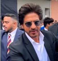 Shah Rukh Says He Will Shine Brighter From New Gallery